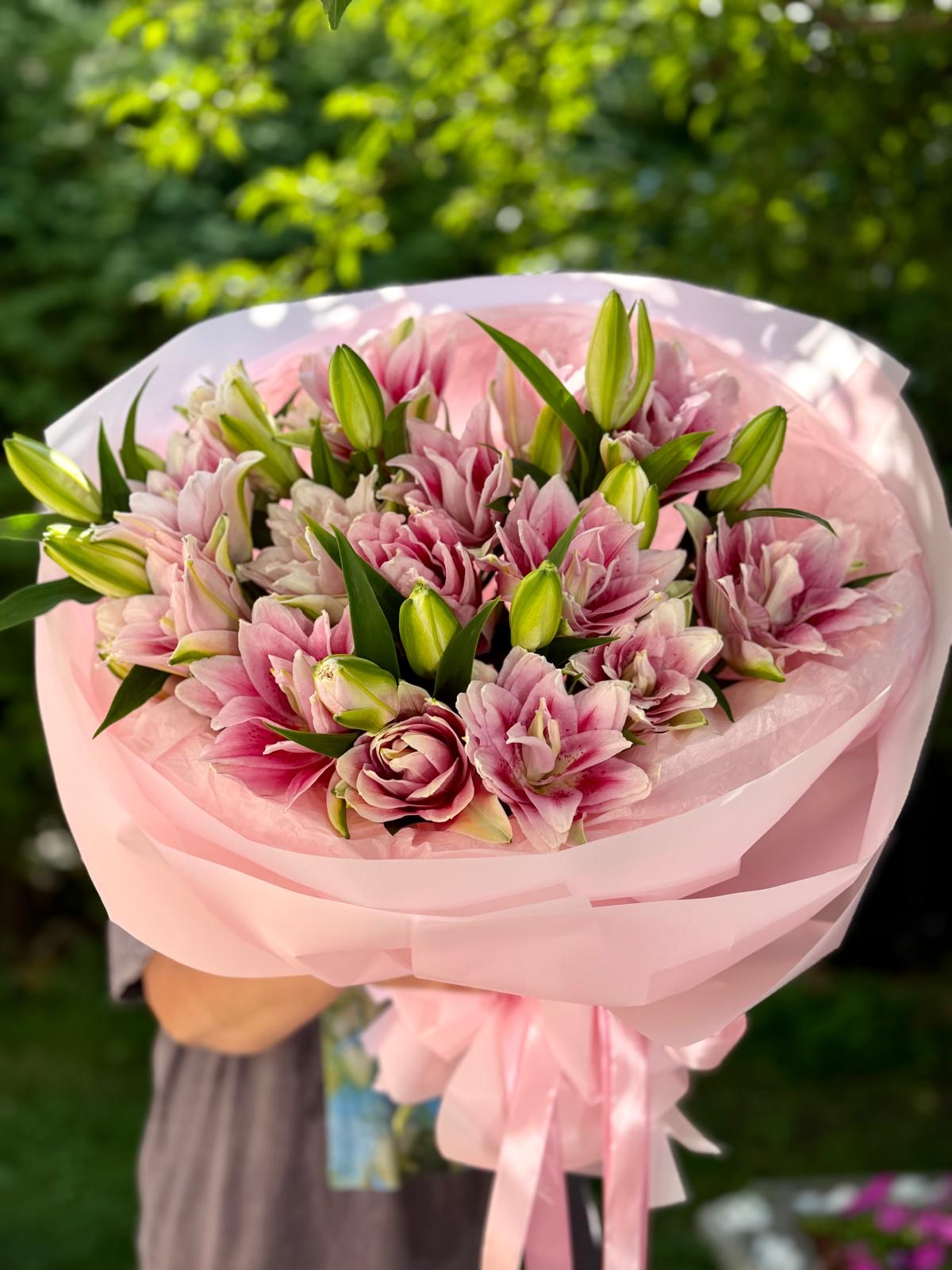 Lily Love