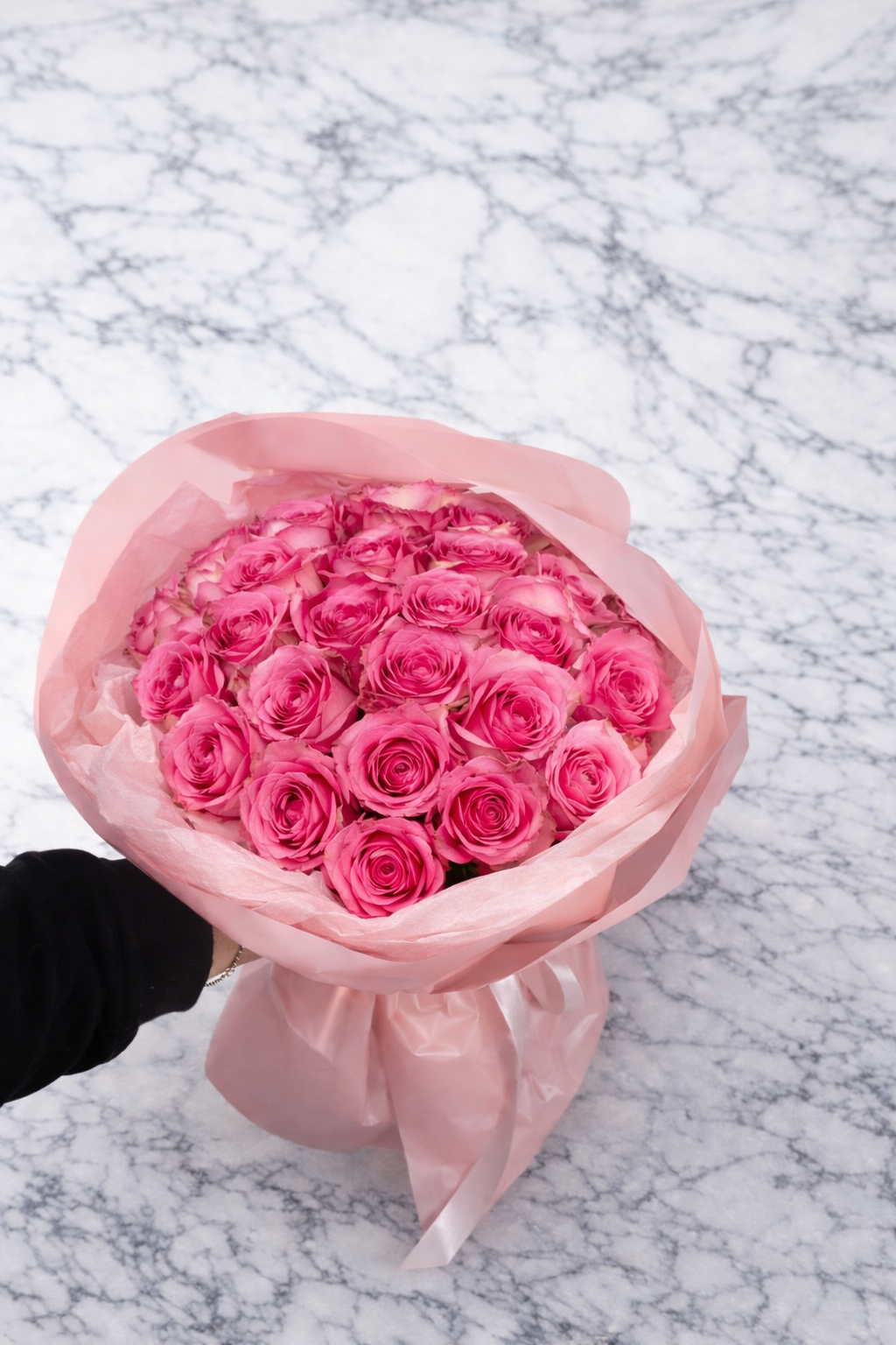 24 Premium Ecuadorian Pink Roses