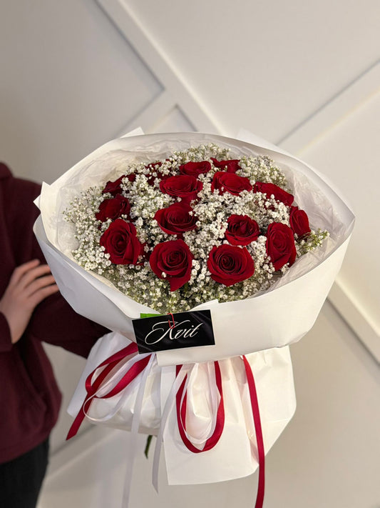 Pure Love ( 12 Red Roses )