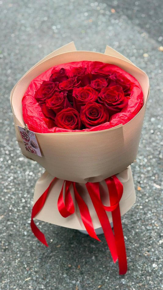 12 Red Roses