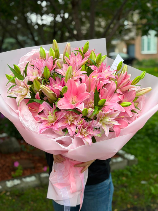 XL Oriental Lily Bouquet 🌸
