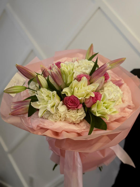 Hydrangea, Lilies & Roses Bouquet 🌸